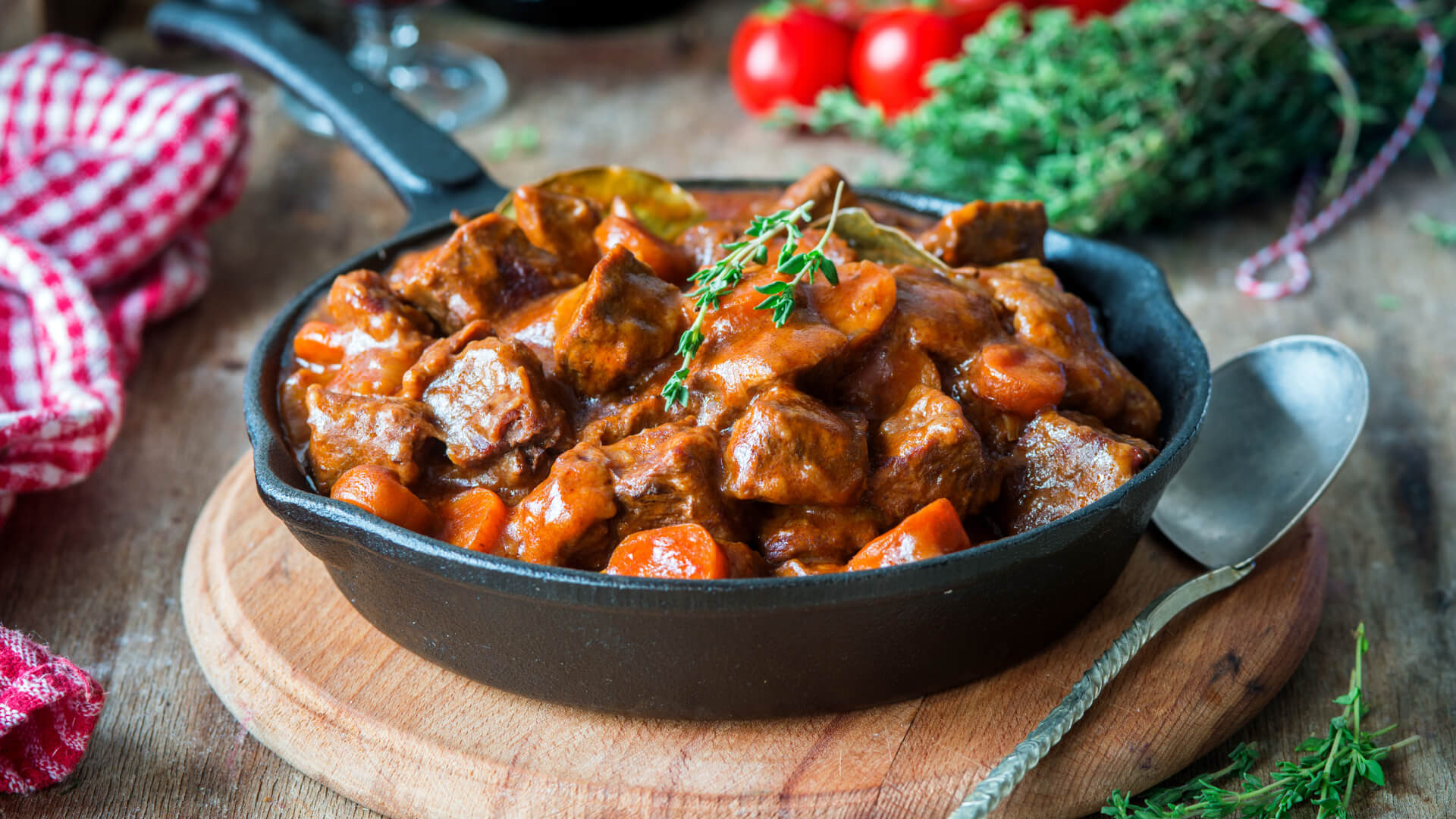 Boeuf Bourguignon with Santa Helena Gran Reserva Cabernet Sauvignon